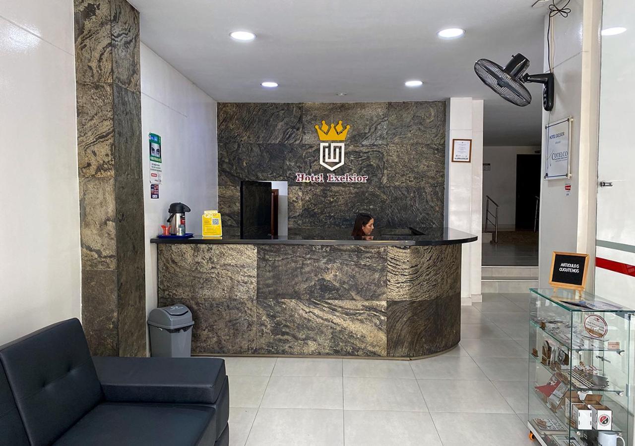Hotel Exelsior 쿠쿠타 외부 사진